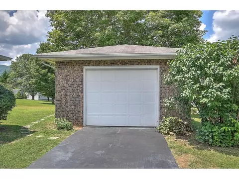 146 Springbrook Road Unicoi Tn 37692, Unicoi, TN 37692 photo 28