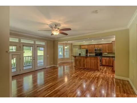 136 Pendleton Drive Bristol Tn 37620, Bristol, TN 37620 photo 3