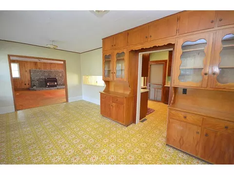 825 Holly Avenue Erwin Tn 37650, Erwin, TN 37650 photo 8