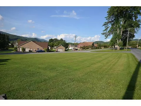 825 Holly Avenue Erwin Tn 37650, Erwin, TN 37650 photo 26