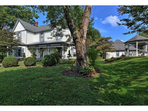 215 E Main St, Jonesborough, TN 37659 photo 1