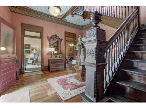 215 E Main St, Jonesborough, TN 37659 photo 5