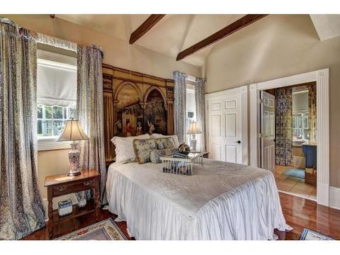 215 E Main St, Jonesborough, TN 37659 photo 24