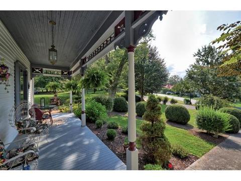 215 E Main St, Jonesborough, TN 37659 photo 3
