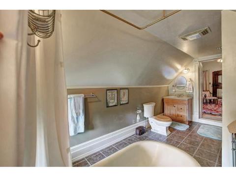 215 E Main St, Jonesborough, TN 37659 photo 21