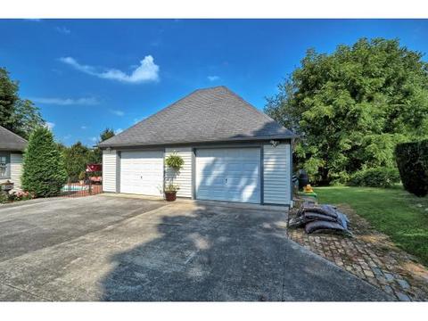215 E Main St, Jonesborough, TN 37659 photo 31