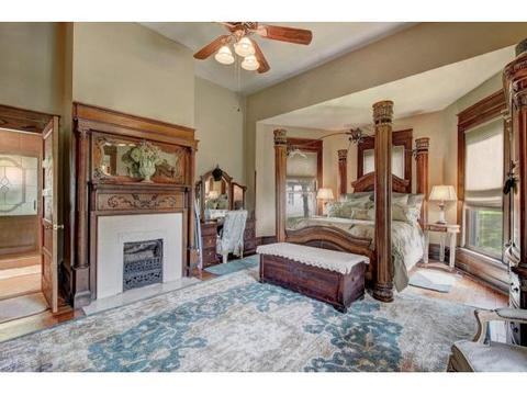 215 E Main St, Jonesborough, TN 37659 photo 13