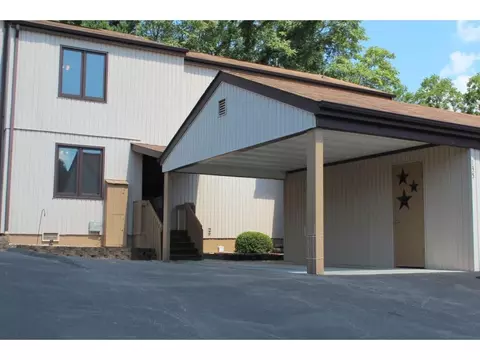 135 Pebble Drive 135 Bristol Va 24201, Bristol, VA 24201 photo 1