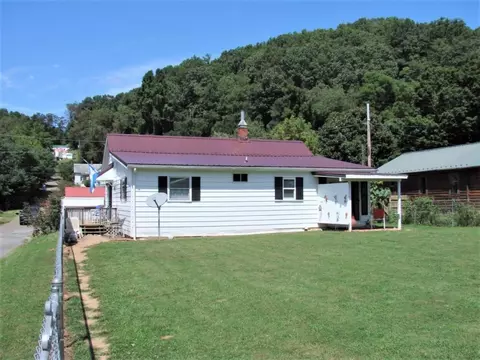 702 2nd Street Damascus Va 24236, Damascus, VA 24236 photo 5