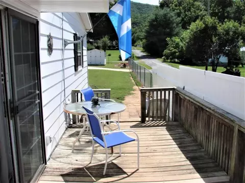 702 2nd Street Damascus Va 24236, Damascus, VA 24236 photo 8