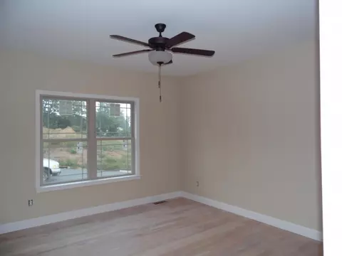 1074 Savin Falls Gray Tn 37615, Gray, TN 37615 photo 7