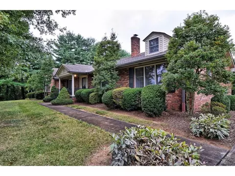 501 10th Avenue Johnson City Tn 37601, Johnson City, TN 37601 photo 3
