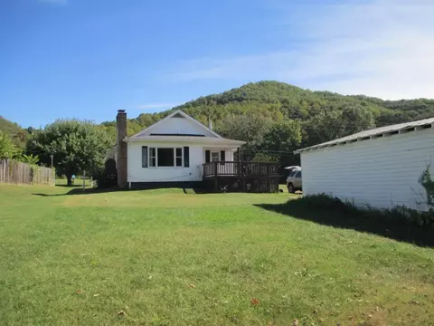 1775 Chestoa Pike Erwin Tn 37650, Erwin, TN 37650 photo 2