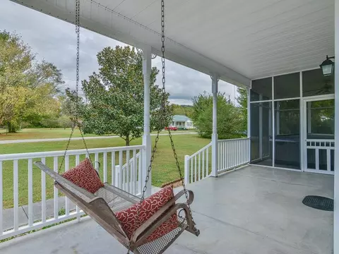 212 Simmons Avenue Erwin Tn 37650, Erwin, TN 37650 photo 4