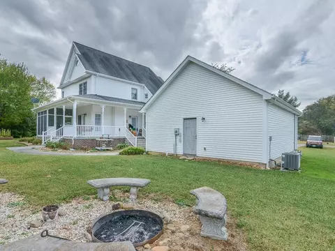212 Simmons Avenue Erwin Tn 37650, Erwin, TN 37650 photo 32