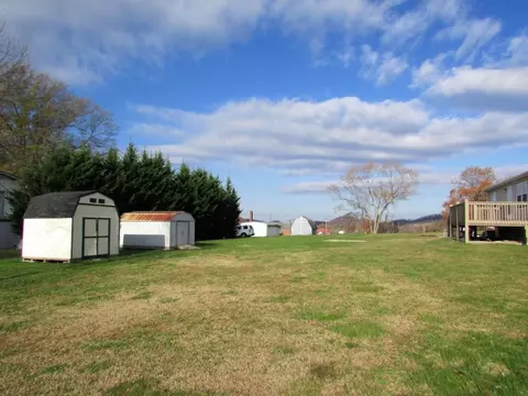 338 5th Avenue Watauga Tn 37694, Watauga, TN 37694 photo 5