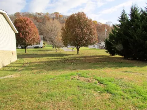 338 5th Avenue Watauga Tn 37694, Watauga, TN 37694 photo 4