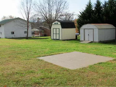338 5th Avenue Watauga Tn 37694, Watauga, TN 37694 photo 3