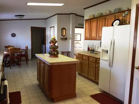 107 Billy Joe Drive Hampton Tn 37658, Hampton, TN 37658 photo 6