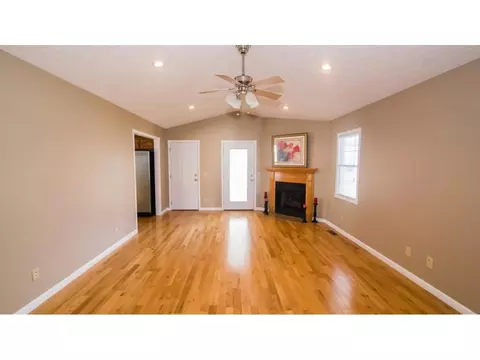 8813 Red Maple Drive Wise Va 24293, Wise, VA 24293 photo 16