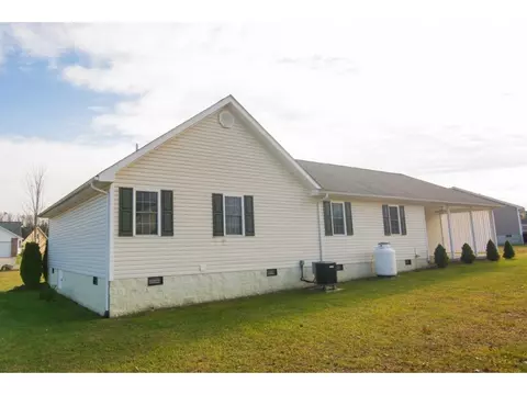 8813 Red Maple Drive Wise Va 24293, Wise, VA 24293 photo 4