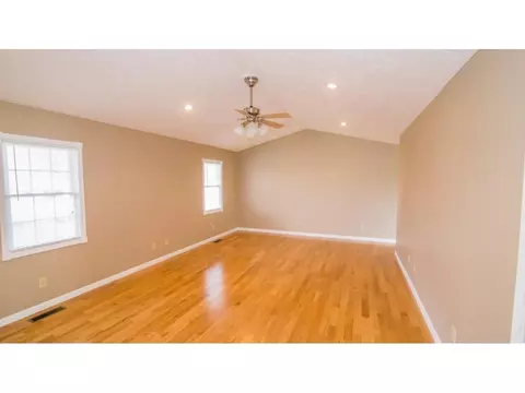 8813 Red Maple Drive Wise Va 24293, Wise, VA 24293 photo 17