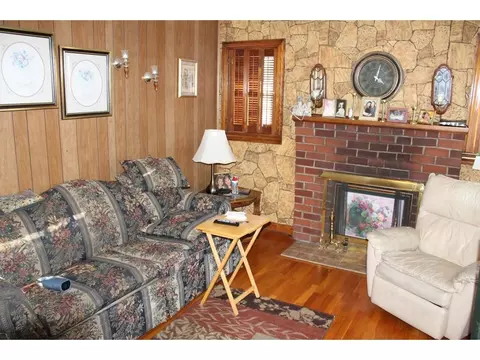 121 Rex Road Bristol Tn 37620, Bristol, TN 37620 photo 2