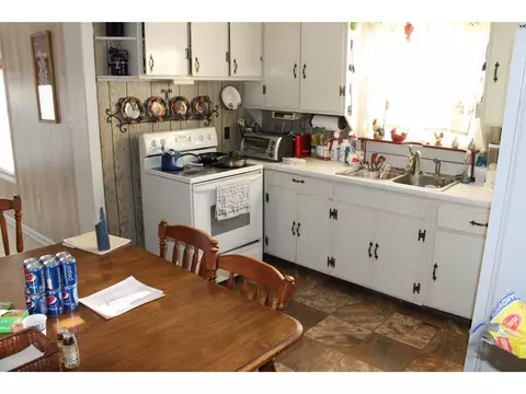 121 Rex Road Bristol Tn 37620, Bristol, TN 37620 photo 9