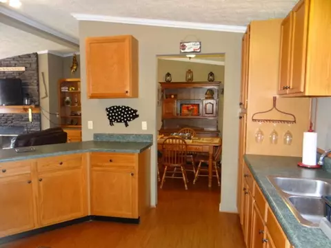 35585 Washington Spring Road Glade Spring Va 24340, Glade Spring, VA 24340 photo 8