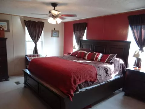 35585 Washington Spring Road Glade Spring Va 24340, Glade Spring, VA 24340 photo 11