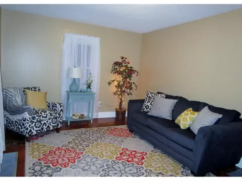 509 Riverview Drive Bristol Tn 37620, Bristol, TN 37620 photo 2