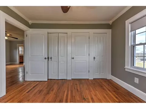 2307 Oak Street Gray Tn 37615, Gray, TN 37615 photo 18