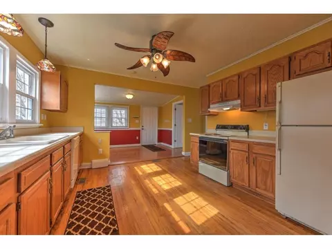 2307 Oak Street Gray Tn 37615, Gray, TN 37615 photo 9