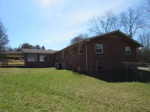 1406 Baxter Johnson City Tn 37601, Johnson City, TN 37601 photo 3