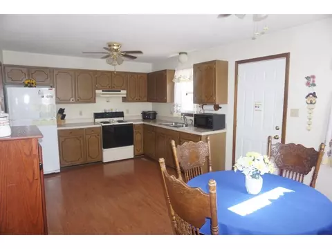 248 Springfield Drive Bristol Tn 37620, Bristol, TN 37620 photo 10