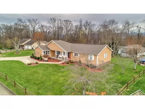 90 High Street Greeneville Tn 37745, Greeneville, TN 37745 photo 4