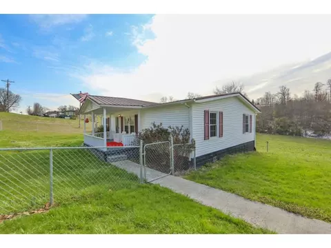 400 Cherry Hill Road Limestone Tn 37681, Limestone, TN 37681 photo 3
