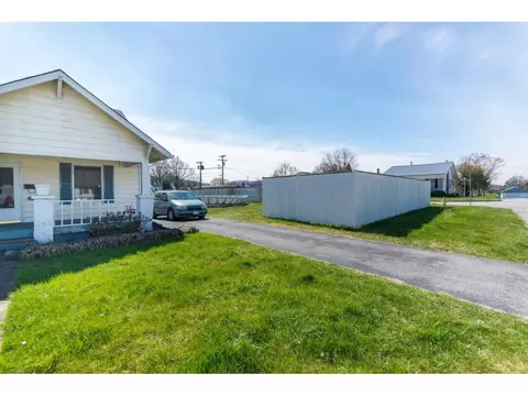 1916 Lawrence Avenue Bristol Va 24201, Bristol, VA 24201 photo 2