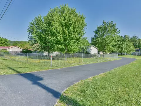 547 Washington Street Erwin Tn 37650, Erwin, TN 37650 photo 31