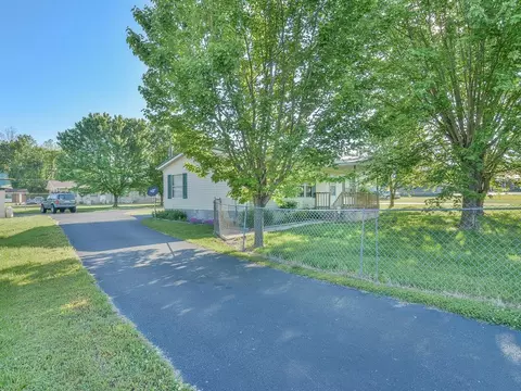 547 Washington Street Erwin Tn 37650, Erwin, TN 37650 photo 28