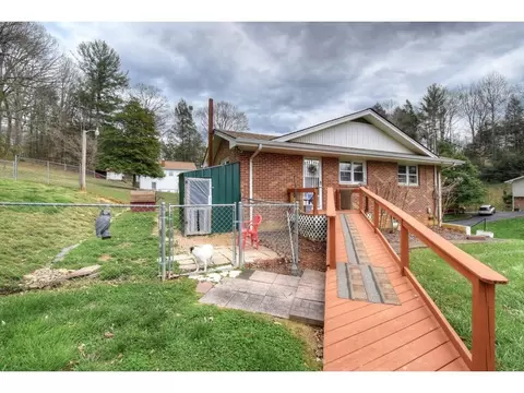 715 Grove Avenue Erwin Tn 37650, Erwin, TN 37650 photo 31