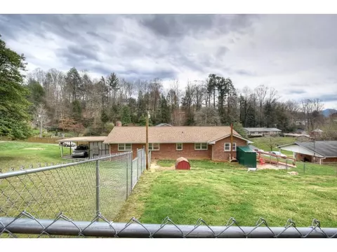 715 Grove Avenue Erwin Tn 37650, Erwin, TN 37650 photo 29