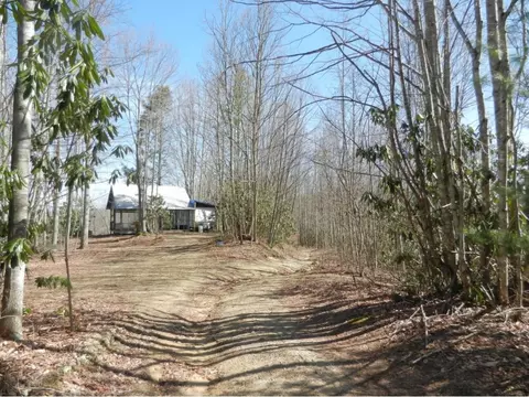 1861 Dennis Cove Road Hampton Tn 37658, Hampton, TN 37658 photo 2