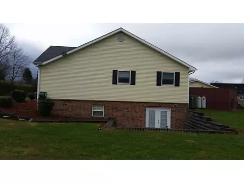 19081 Stone Mountain Road Abingdon Va 24210, Abingdon, VA 24210 photo 22