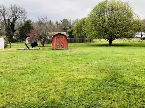 101 Johnson Avenue Erwin Tn 37650, Erwin, TN 37650 photo 5