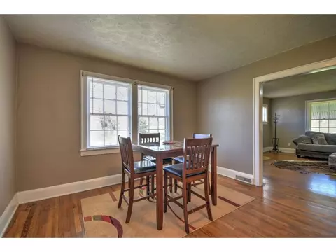 25 Carson Lane Bristol Tn 37620, Bristol, TN 37620 photo 8