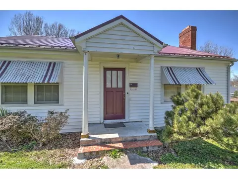 25 Carson Lane Bristol Tn 37620, Bristol, TN 37620 photo 3