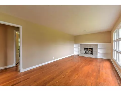 122 Rolling Acres Drive Gray Tn 37615, Gray, TN 37615 photo 3