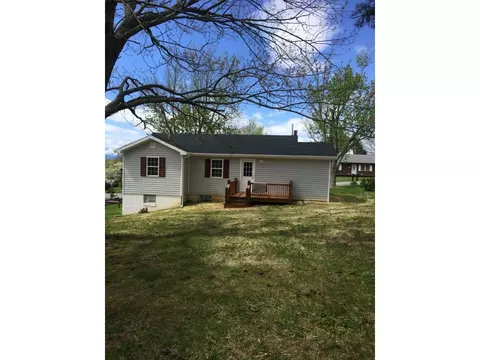 215 Gregory Avenue Greeneville Tn 37745, Greeneville, TN 37745 photo 2