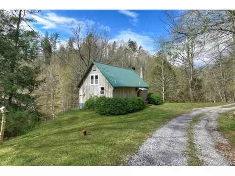 115 Creekside Lane Erwin Tn 37650, Erwin, TN 37650 photo 2